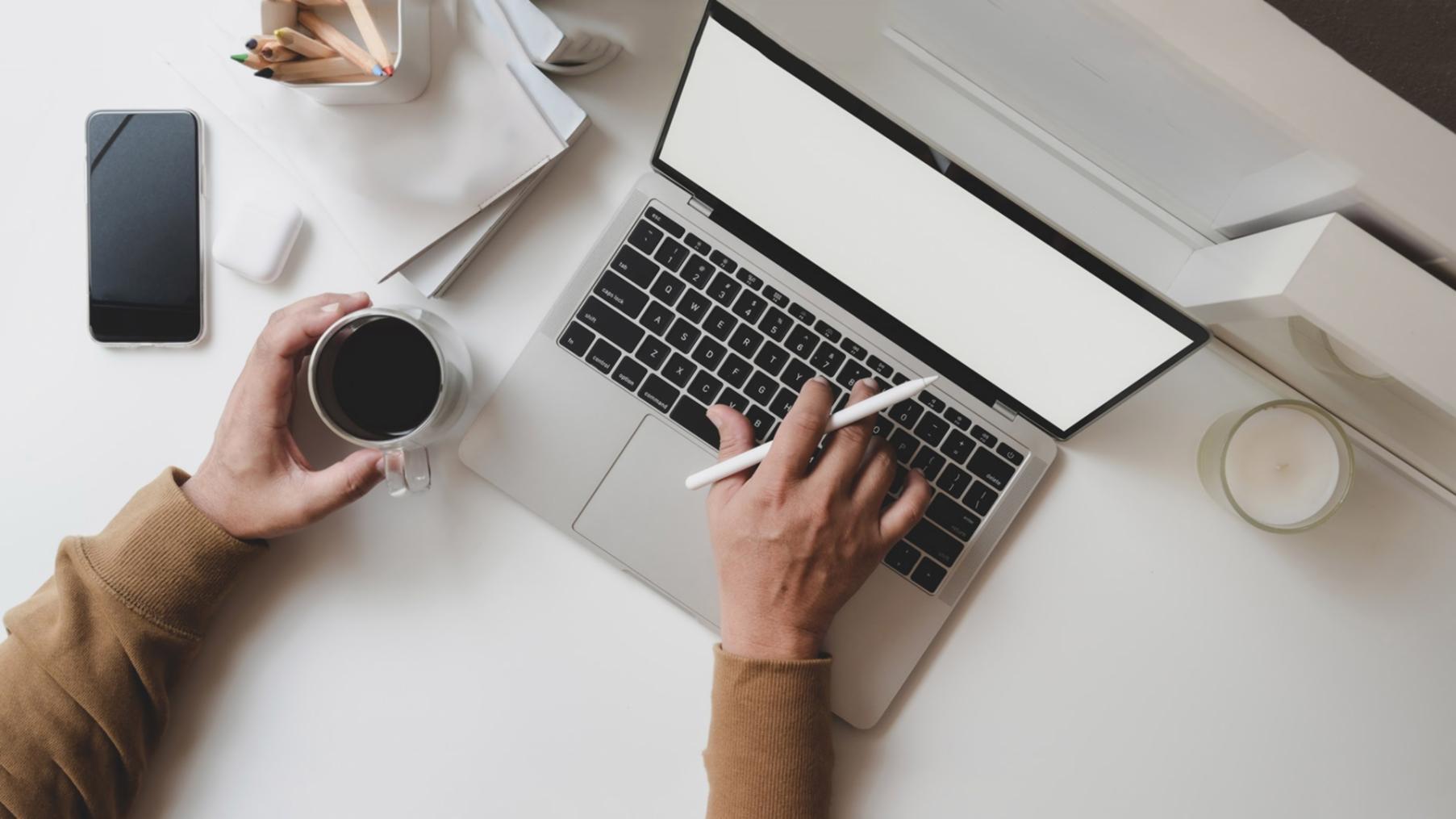 Solutions d'automatisation Ulixarentq pour entreprises françaises